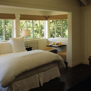 Deluxe Cottage